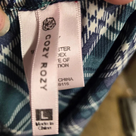 Cozy Rozy Plaid Soft Two Piece Pajama Set - Picture 5 of 6